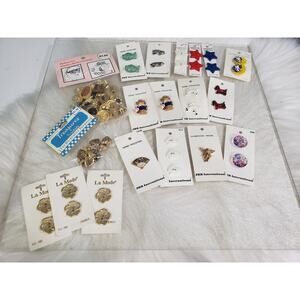 LARGE LOT vintage craft animal buttons mother goose la mode‎ jhb international